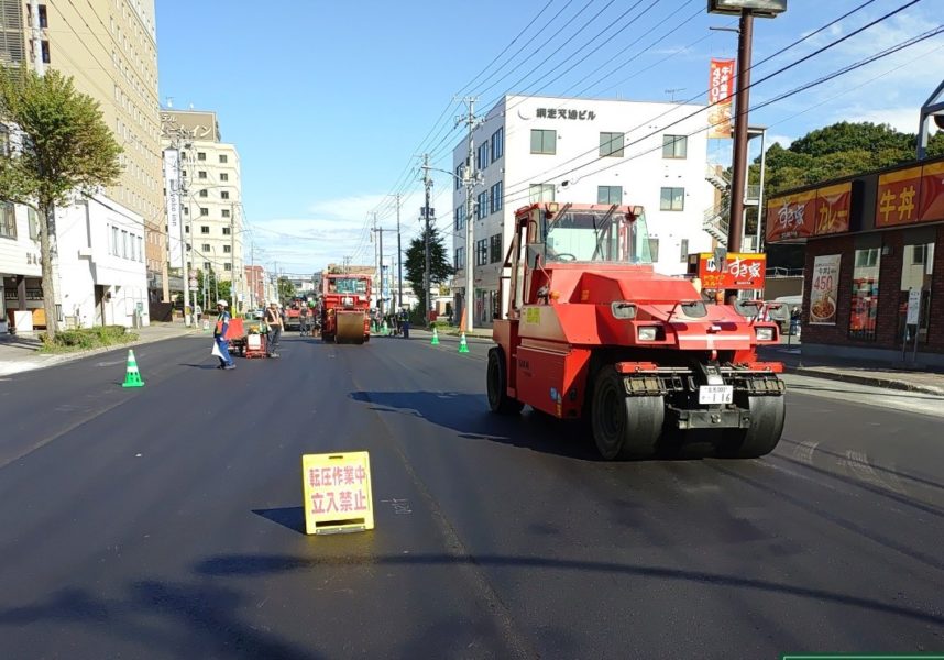 施工中⑦(転圧)