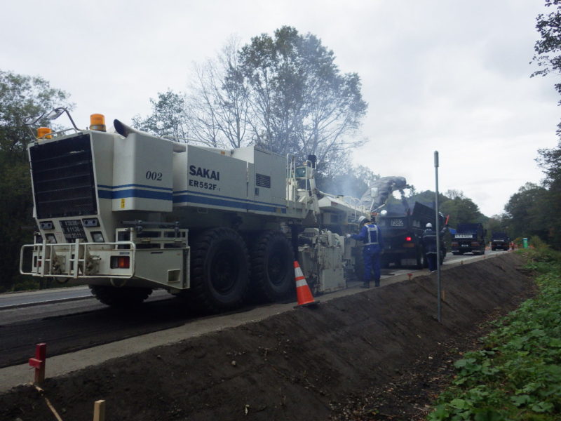 施工中　路面切削